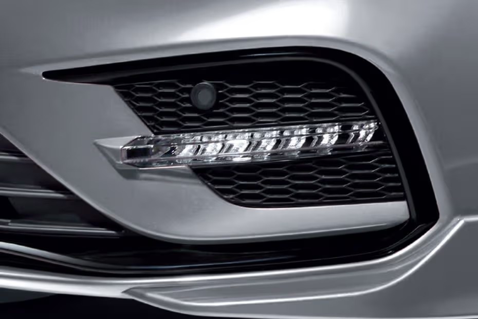 imgi_7_proton-saga-front-fog-lamp-602786