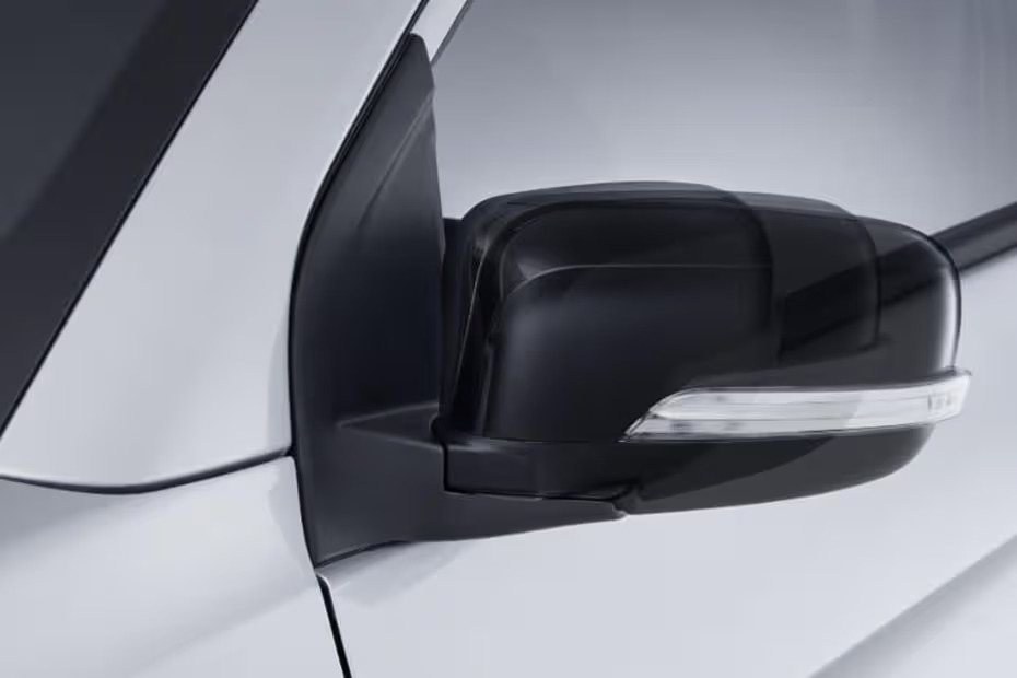 imgi_9_proton-saga-drivers-side-mirror-front-angle-787306